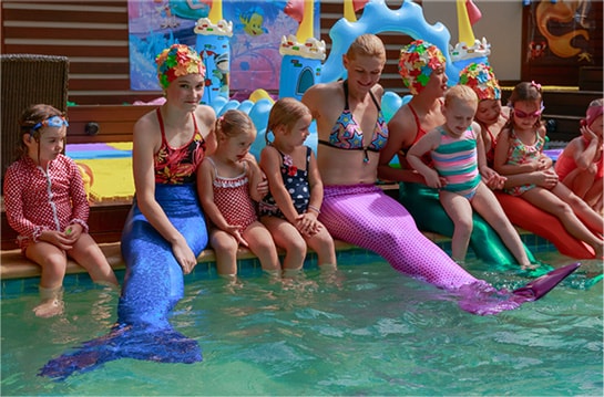 mermaid birthday party photo shoot